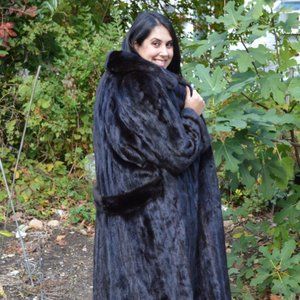 SOLD! Female Mink Full Length Fur Coat Black Ranch